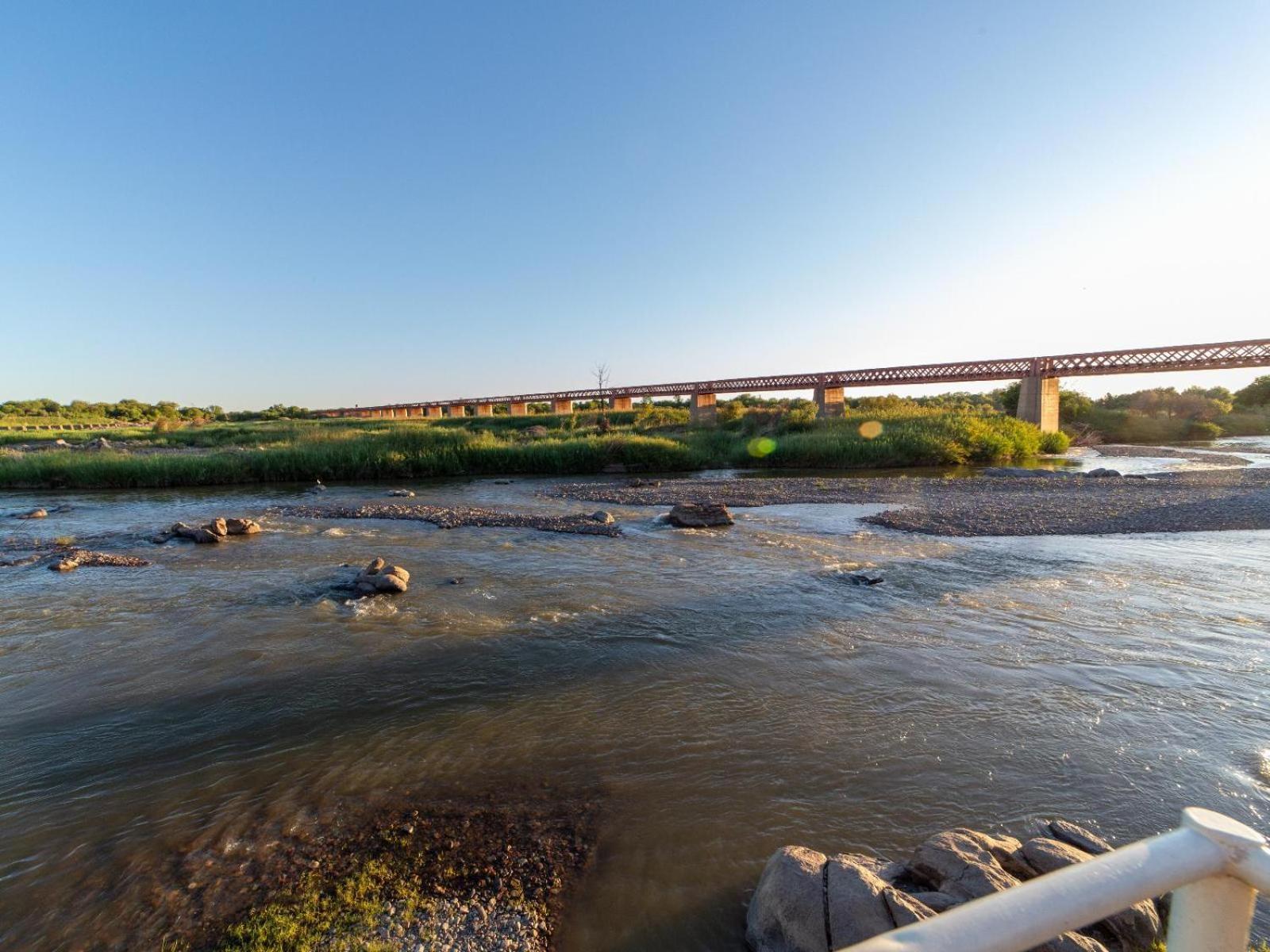 Sunriver Kalahari Lodge Riverside Stay In Upington Exterior photo
