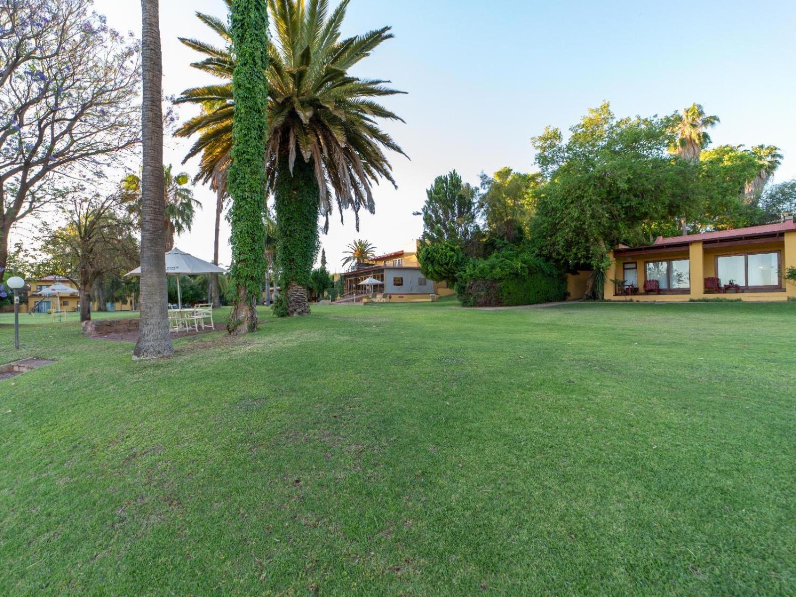 Sunriver Kalahari Lodge Riverside Stay In Upington Exterior photo