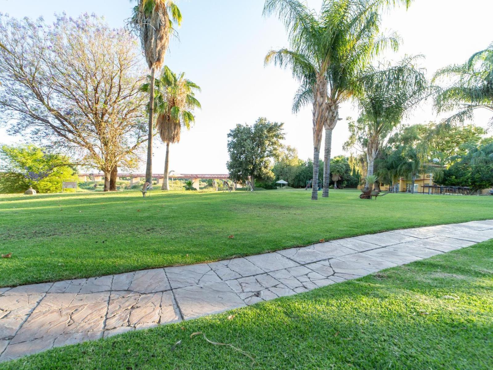 Sunriver Kalahari Lodge Riverside Stay In Upington Exterior photo