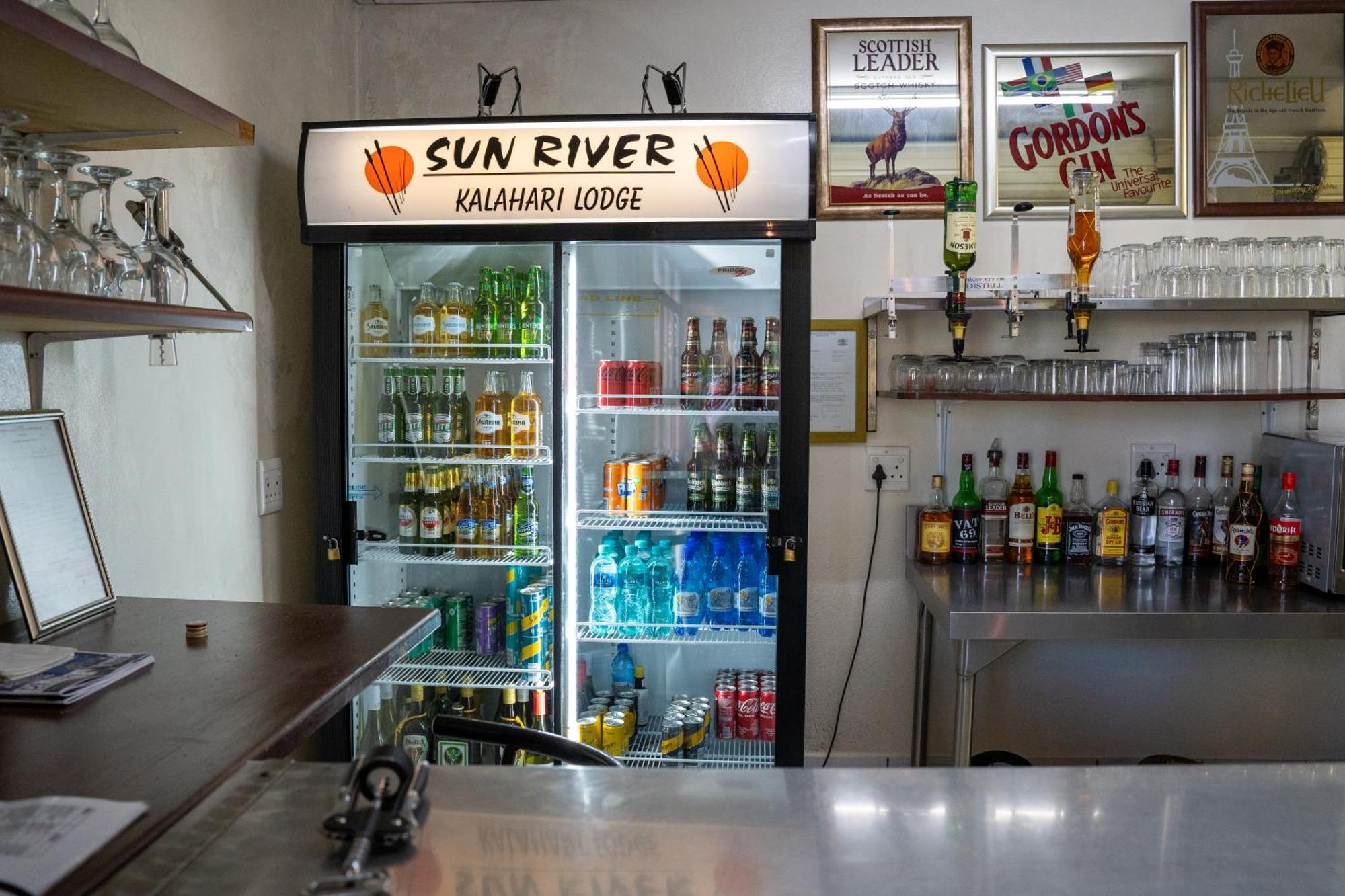 Sunriver Kalahari Lodge Riverside Stay In Upington Exterior photo