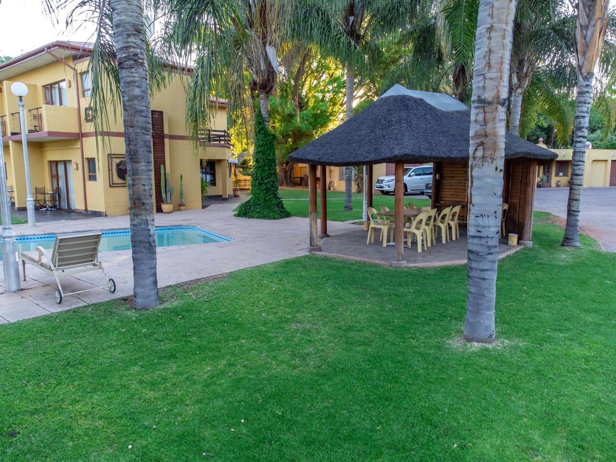 Sunriver Kalahari Lodge Riverside Stay In Upington Exterior photo
